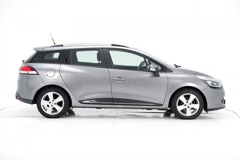 Usado Renault Clio GrandTour Dynamique 90 HP (66 kW) 2015 Cinza Carrinha