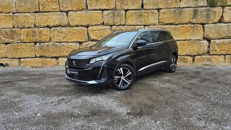 Preto Usado 2021 Peugeot 5008 GT Monovolume | € 31.000 (Preço justo) - Imagem 1/4