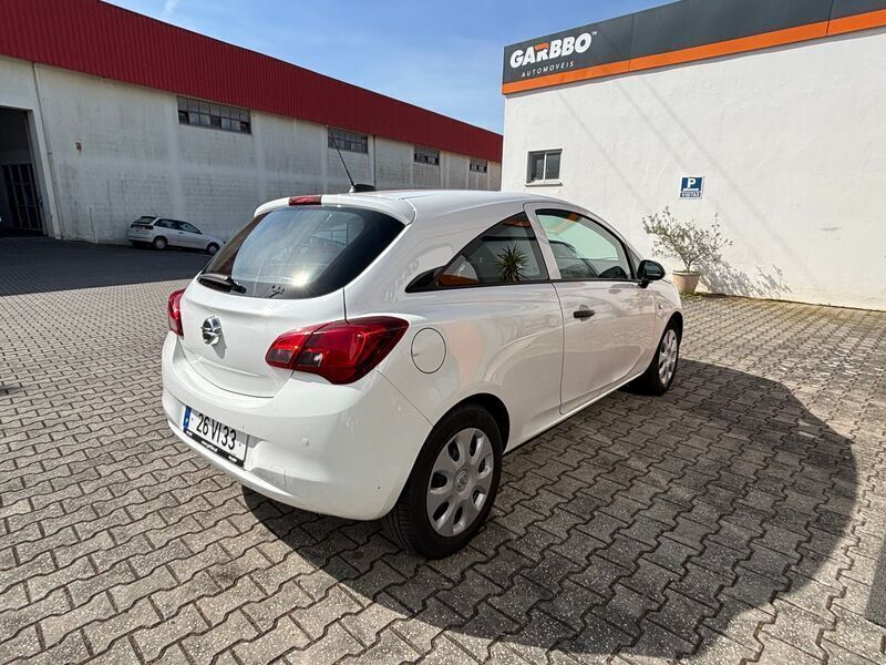 Usado Opel Corsa 75 HP (55 kW) 2018 Branco Citadino