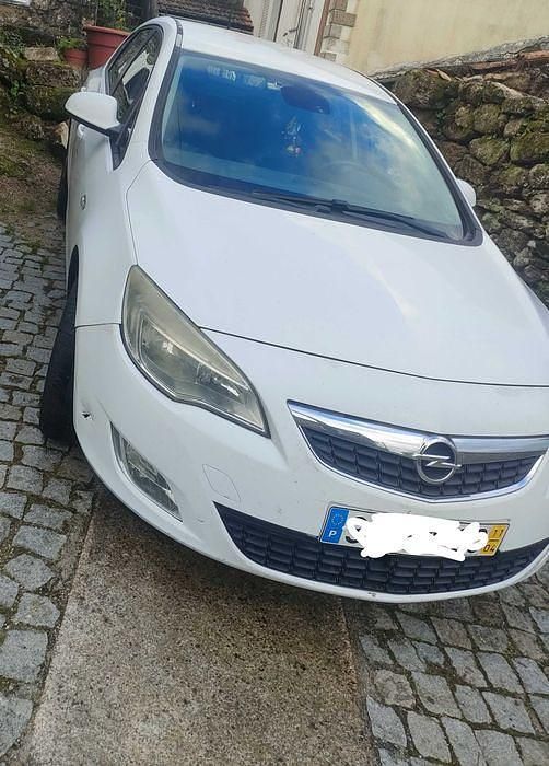 Usado Opel Astra 2011 Sedan