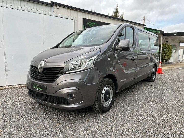 Cinza Usado 2017 Renault Trafic Van | € 25.900 - Imagem 1/1