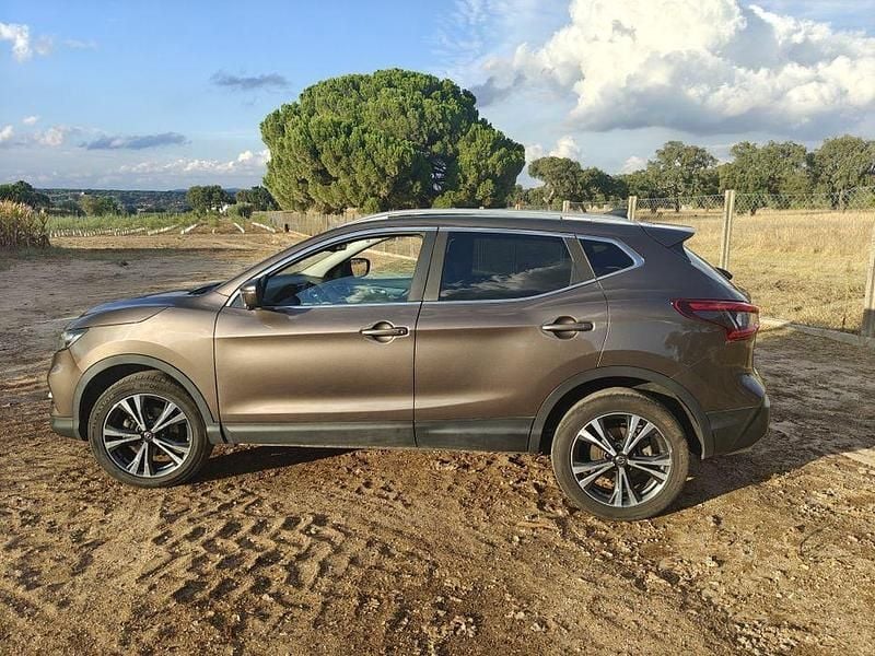 Usado 2019 Nissan Qashqai Tekna SUV | € 17.500 (Super Preço) - Imagem 1/4