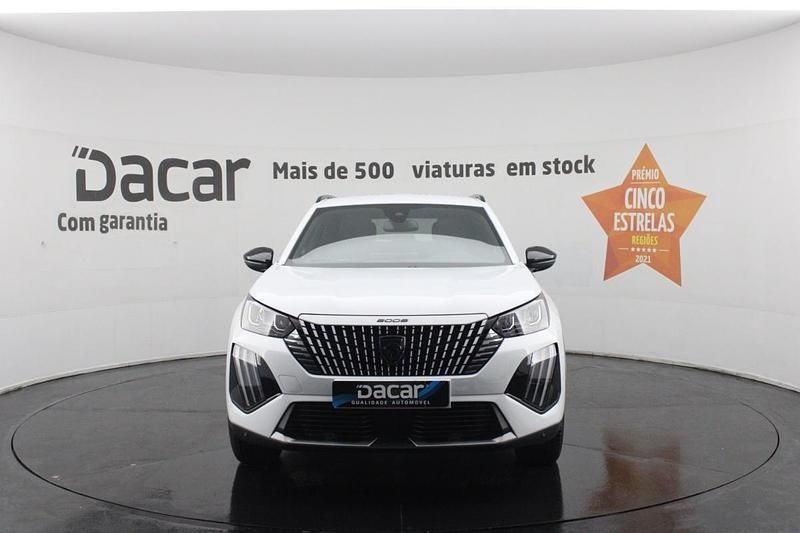Usado Peugeot e-2008 Allure 114 kW (156 HP) 2025 Branco SUV
