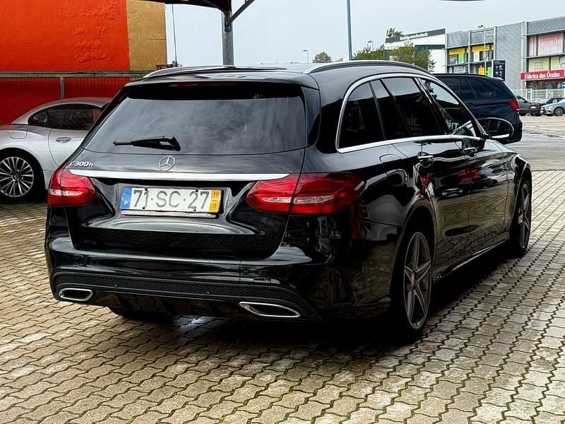 Usado Mercedes C300 AMG line 204 HP (150 kW) 2016 Preto Carrinha