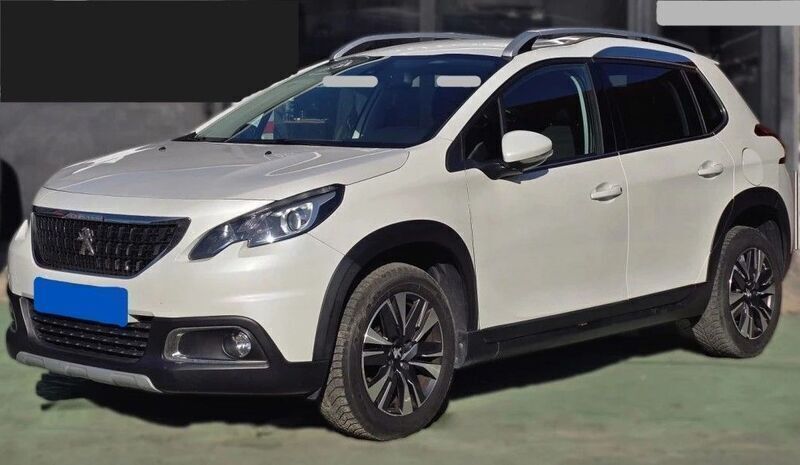Branco Usado 2017 Peugeot 2008 SUV | € 13.900 (Preço justo) - Imagem 1/4