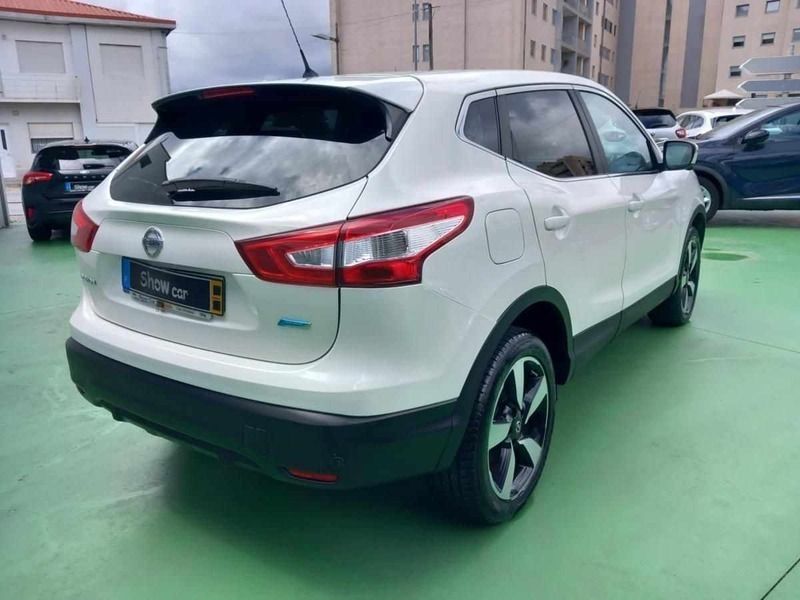 Usado Nissan Qashqai 360º 110 HP (80 kW) 2015 Branco SUV