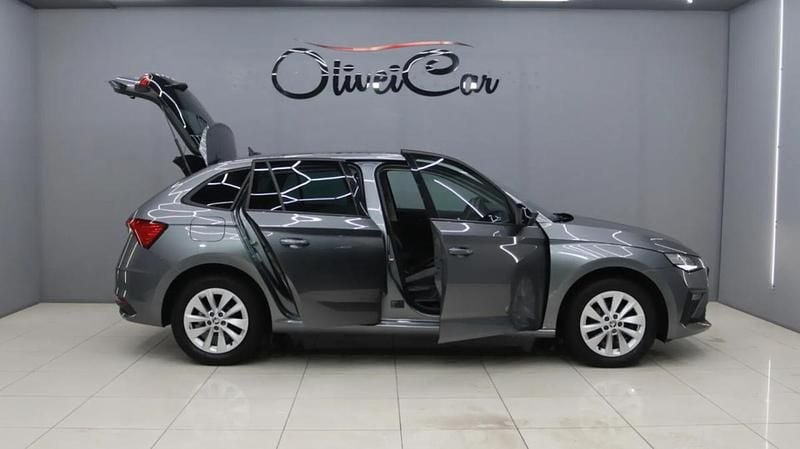 Usado Skoda Scala 116 HP (85 kW) 2024 Cinzento Citadino