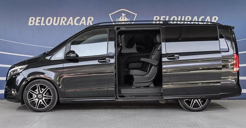 Usado Mercedes V250 Avantgarde 190 HP (139 kW) 2022 Preto Monovolume