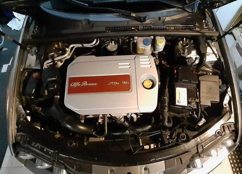 Usado 2008 Alfa Romeo 159 Distinctive Carrinha | € 7.621 (Preço justo) - Imagem 1/4