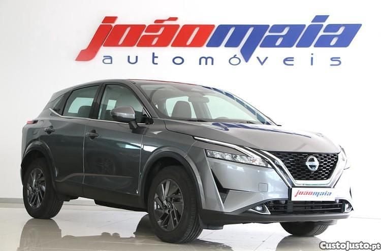 Usado Nissan Qashqai Acenta 140 HP (102 kW) 2024 Branco SUV