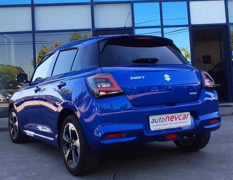 Usado Suzuki Swift GLX 83 HP (61 kW) 2024 Azul Citadino