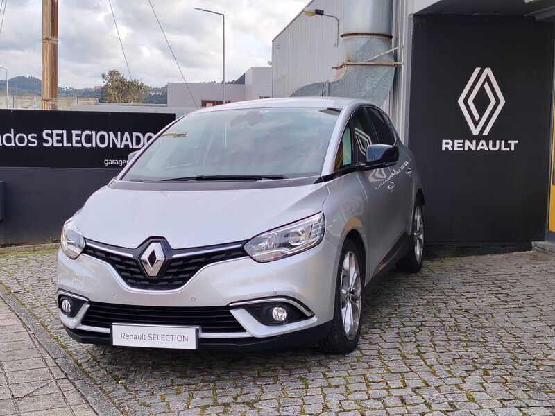 Cinza Usado 2018 Renault Scénic IV Intens Monovolume | € 14.980 (Bom preço) - Imagem 1/4