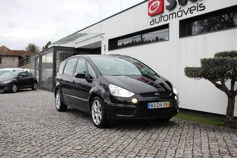Usado Ford S-MAX Titanium 140 HP (102 kW) 2007 Preto Monovolume