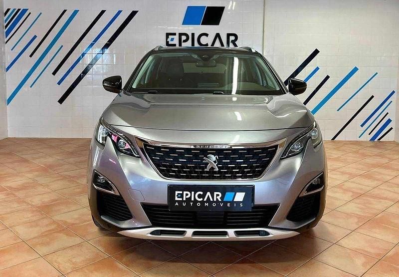 Cinzento Usado 2018 Peugeot 5008 Monovolume | € 19.900 (Caro) - Imagem 1/1