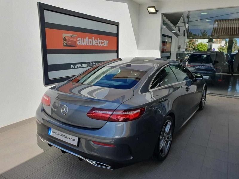 Usado Mercedes E220 AMG line 194 HP (142 kW) 2018 Cinzento Coupé