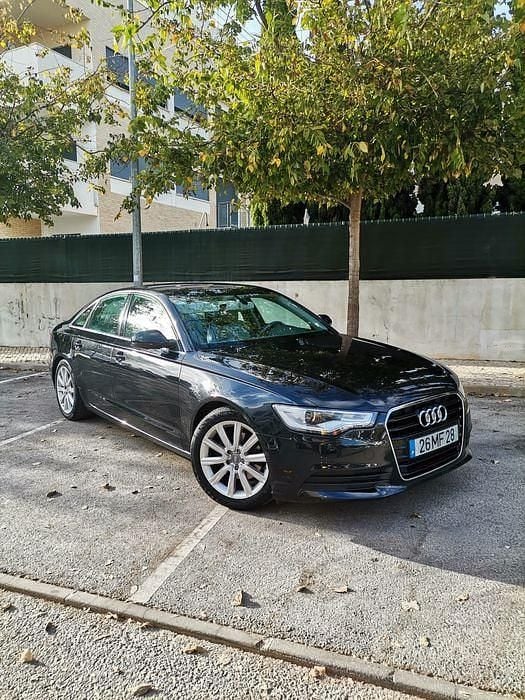 Usado 2011 Audi A6 Sedan | € 15.990 (Caro) - Imagem 1/4