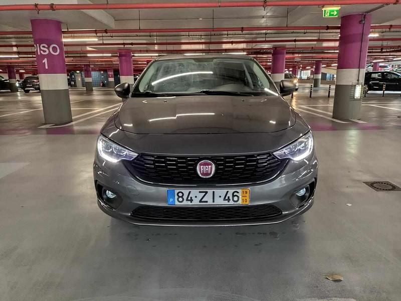 Usado Fiat Tipo 95 HP (69 kW) 2019 Cinzento Carrinha