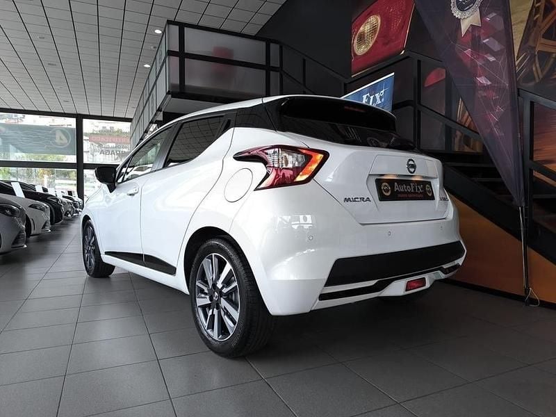 Usado Nissan Micra 92 HP (67 kW) 2022 Branco Citadino