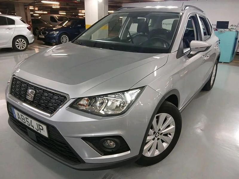 Cinza Usado 2020 Seat Arona Style SUV | € 14.900 (Preço justo) - Imagem 1/4