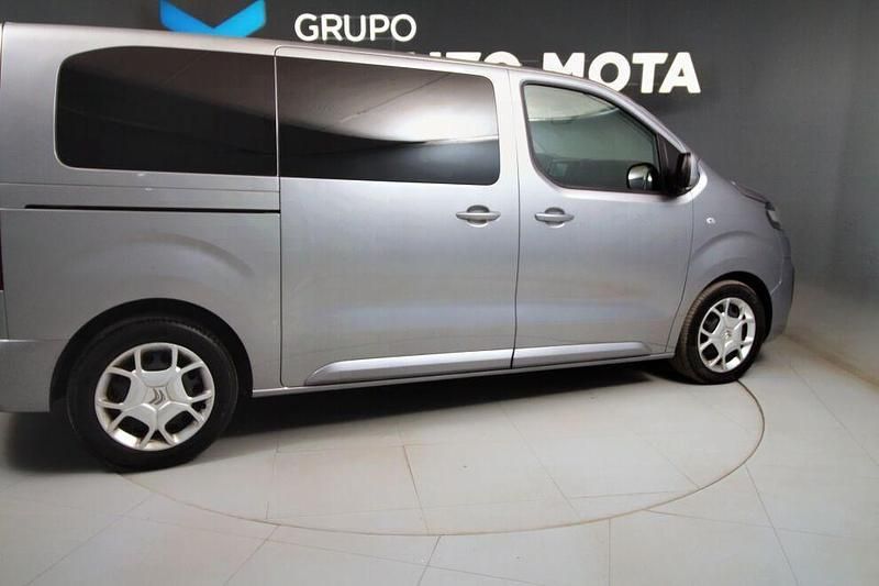 Cinza Usado 2021 Citroën Spacetourer Business Class Van | € 27.890 (Preço justo) - Imagem 1/4