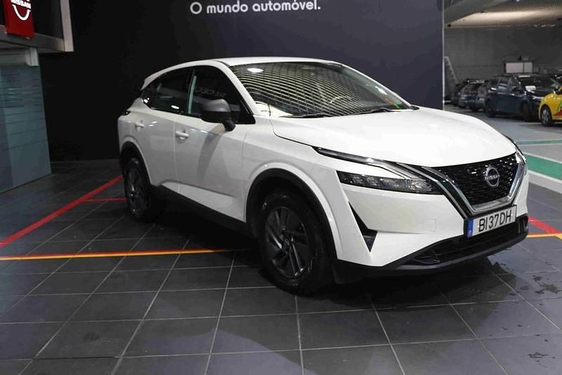 Branco Usado 2024 Nissan Qashqai Acenta SUV | € 26.990 (Preço justo) - Imagem 1/4