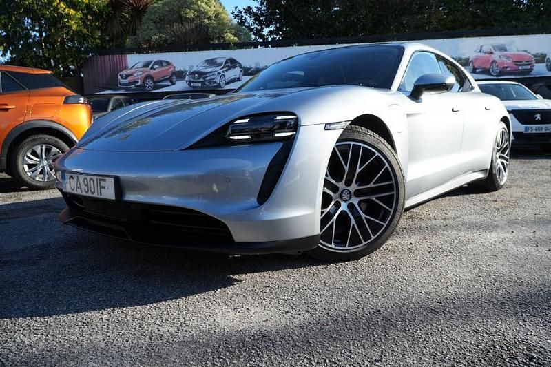 Usado Porsche Taycan Performance Package 319 kW (435 HP) 2023 Cinza Sedan