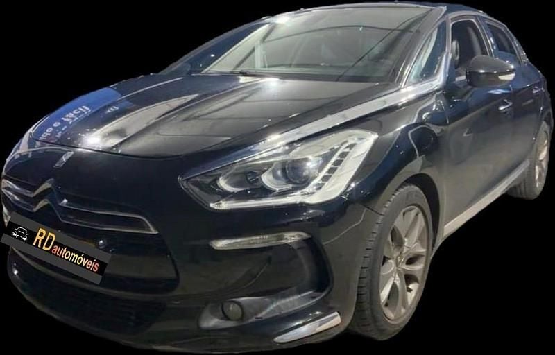 Preto Usado 2012 DS Automobiles DS5 Citadino | € 12.500 (Bom preço) - Imagem 1/4