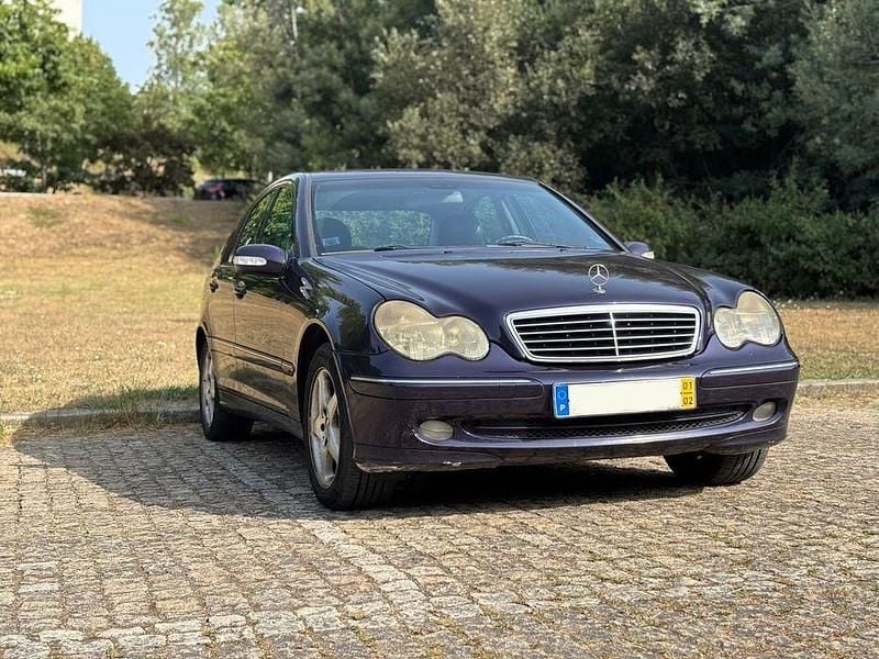 Usado 2001 Mercedes C220 Sedan | € 5.700 (Preço elevado) - Imagem 1/4