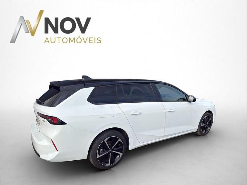 Usado Opel Astra 136 HP (100 kW) 2025 Branco Carrinha
