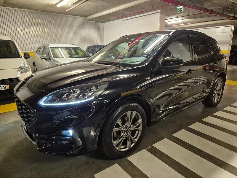 Preto Usado 2020 Ford Kuga ST-Line SUV | € 20.880 - Imagem 1/4
