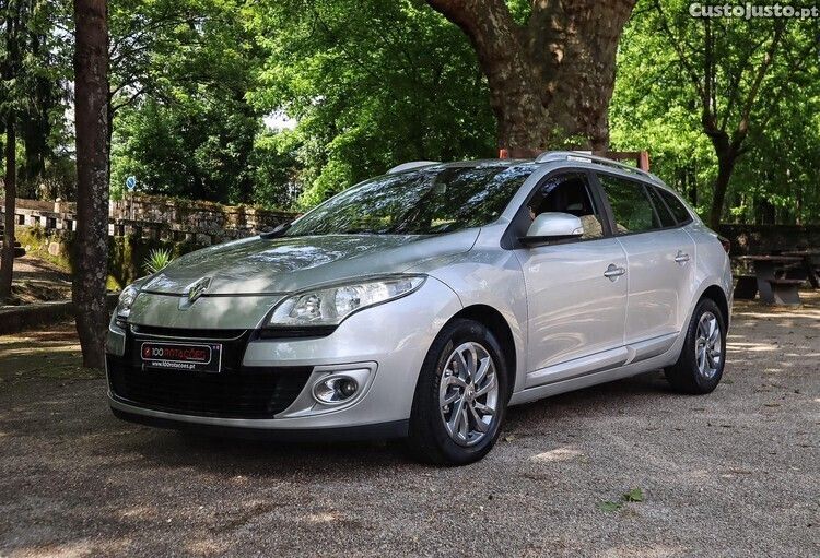 Cinza Usado 2011 Renault Mégane GrandTour Carrinha | € 6.900 (Preço justo) - Imagem 1/1