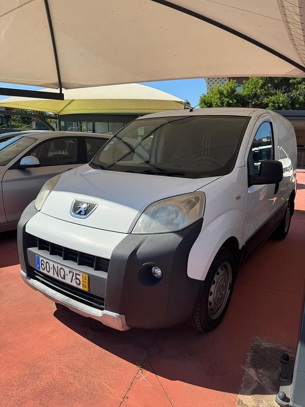Branco Usado 2013 Peugeot Bipper Van | € 5.500 (Preço justo) - Imagem 1/4