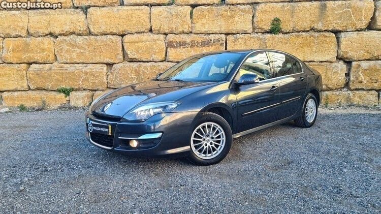 Usado Renault Laguna III Dynamique 110 HP (80 kW) 2012 Cinza