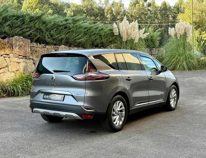 Usado Renault Espace 130 HP (95 kW) 2016 Antracite Monovolume