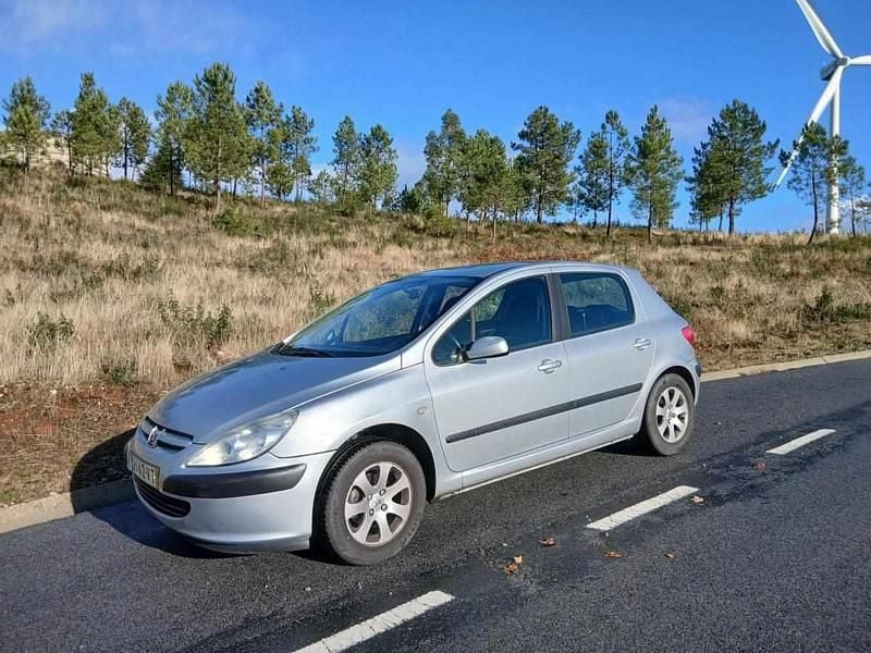 Usado Peugeot 307 88 HP (64 kW) 2003 Cinzento Citadino