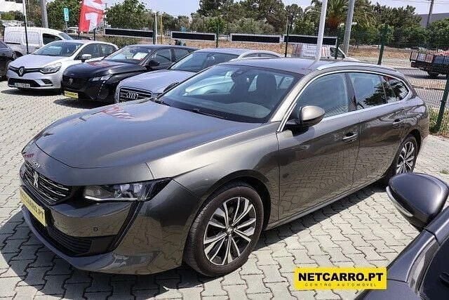 Usado Peugeot 508 SW 130 HP (95 kW) 2019 Verde Carrinha