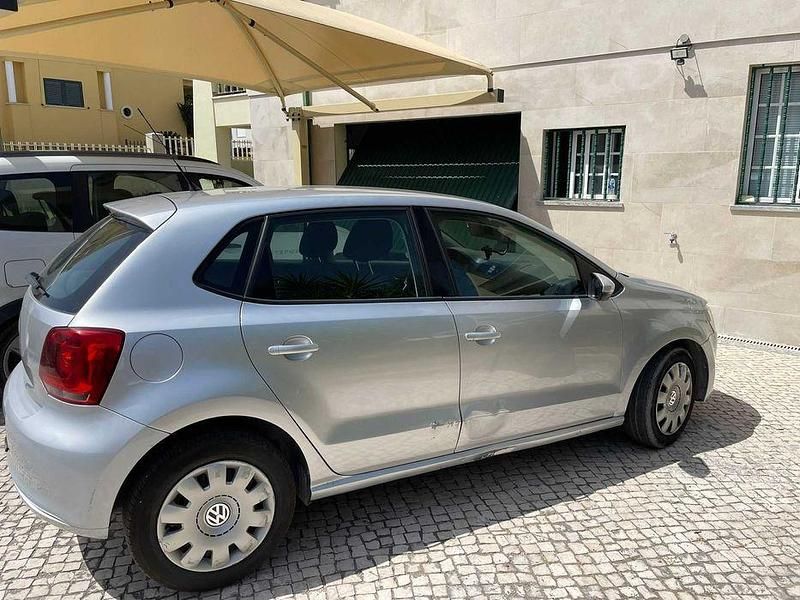 Usado 2010 VW Polo Sedan | € 4.800 (Super Preço) - Imagem 1/4