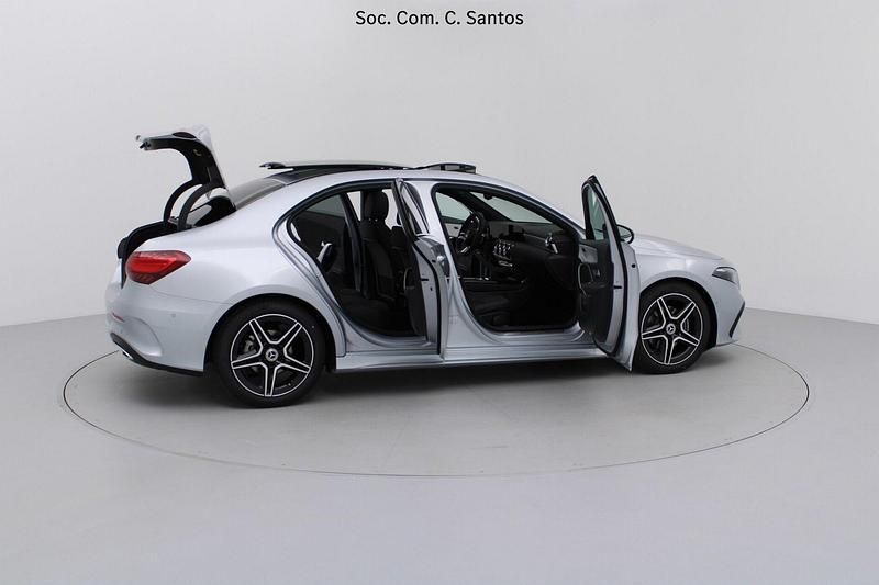 Usado Mercedes A180 AMG 116 HP (85 kW) 2025 Cinza Sedan