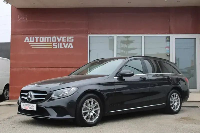 Usado Mercedes C200 160 HP (117 kW) 2020 Cinza Carrinha