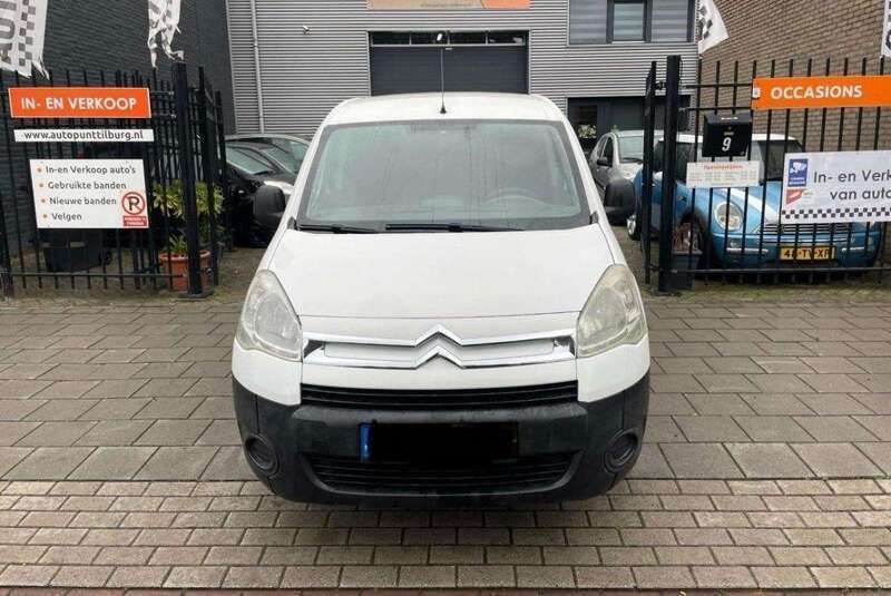 Branco Usado 2010 Citroën Berlingo Monovolume | € 7.500 (Preço justo) - Imagem 1/4