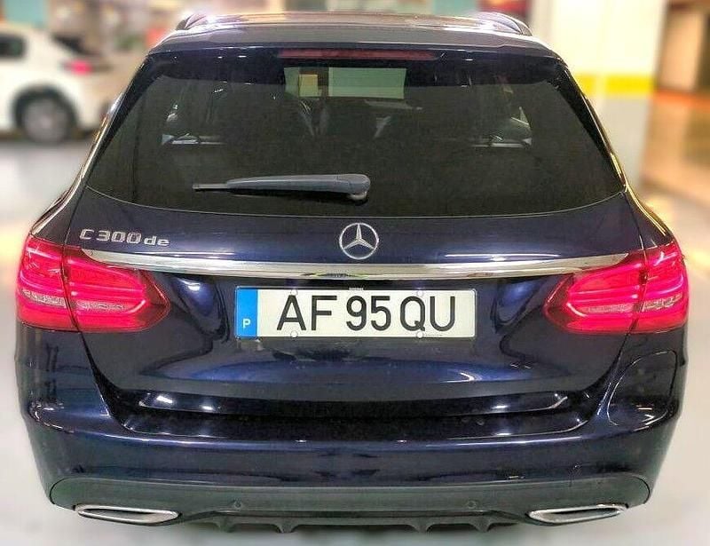 Usado Mercedes C300 AMG line 306 HP (225 kW) 2021 Azul Carrinha
