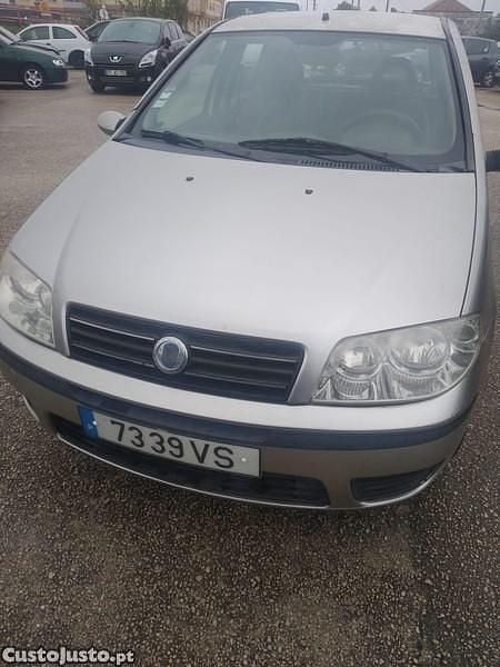 Cinza Usado 2003 Fiat Punto | € 1.499 (Preço justo) - Imagem 1/1