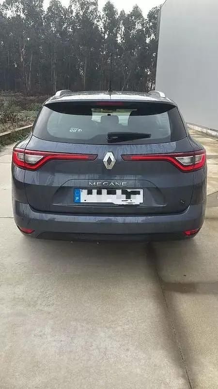 Usado Renault Mégane GrandTour Equilibre 115 HP (84 kW) 2019 Cinza antracite Carrinha