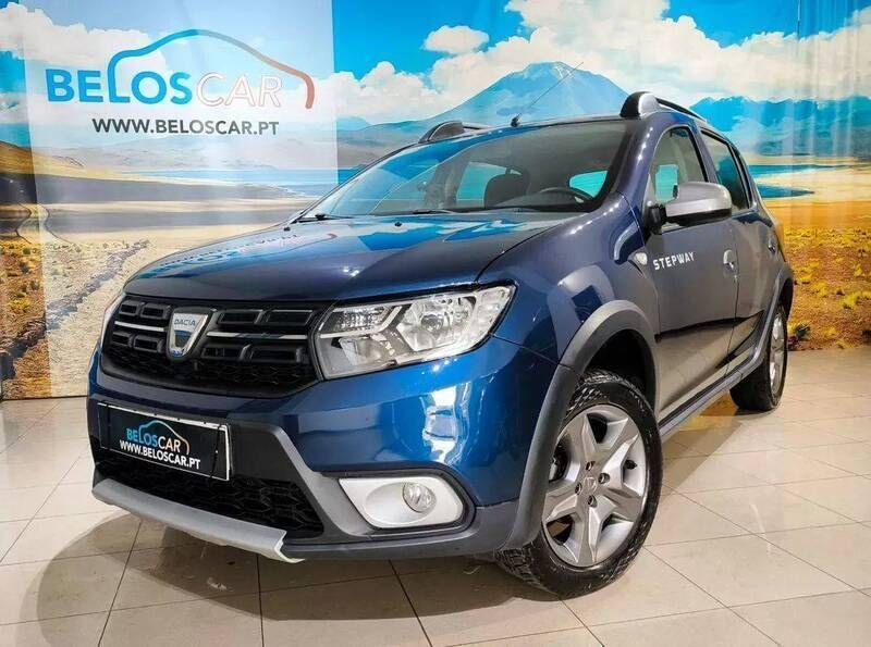 Azul Usado 2018 Dacia Sandero Stepway Citadino | € 11.300 (Preço justo) - Imagem 1/4