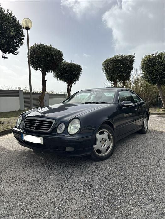 Usado Mercedes CLK200 163 HP (119 kW) 2000