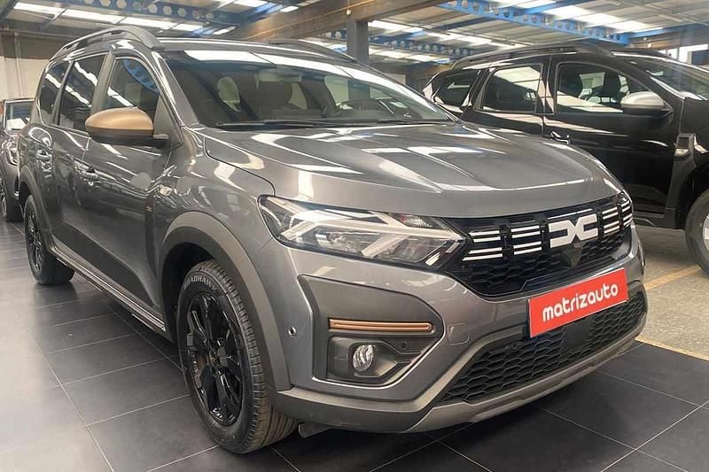 Cinzento Usado 2024 Dacia Jogger Extreme | € 20.999 (Bom preço) - Imagem 1/4