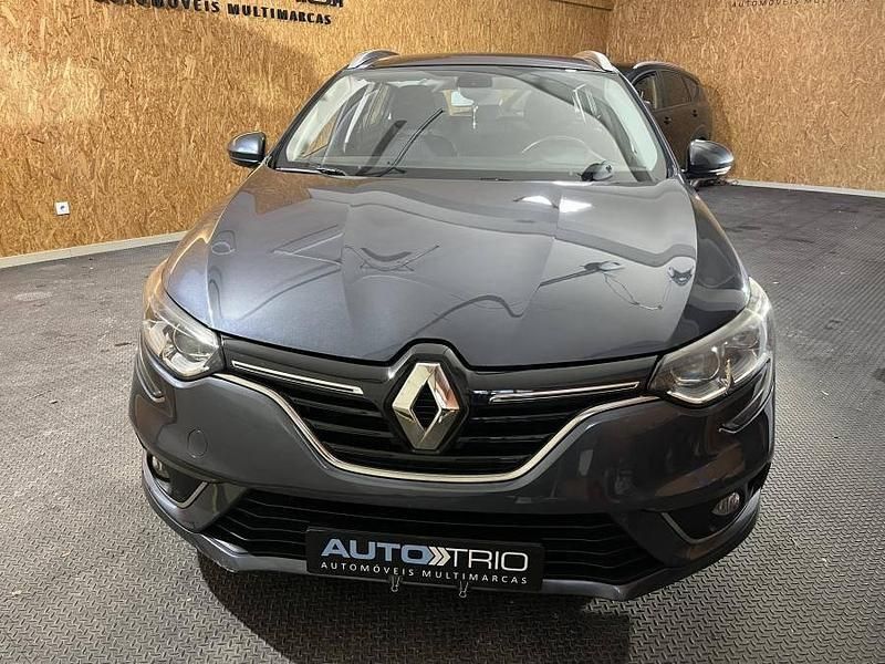 Usado Renault Mégane IV 110 HP (80 kW) 2017 Cinzento Carrinha