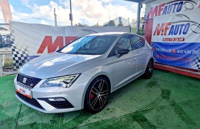 Cinzento Usado 2017 Seat Leon | € 28.500 - Imagem 1/4