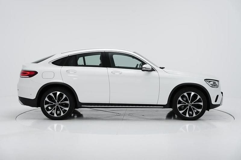Usado Mercedes GLC220 194 HP (142 kW) 2020 Branco SUV