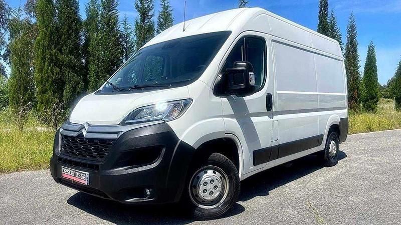 Usado Citroën Jumper 140 HP (102 kW) 2020 Branco Monovolume